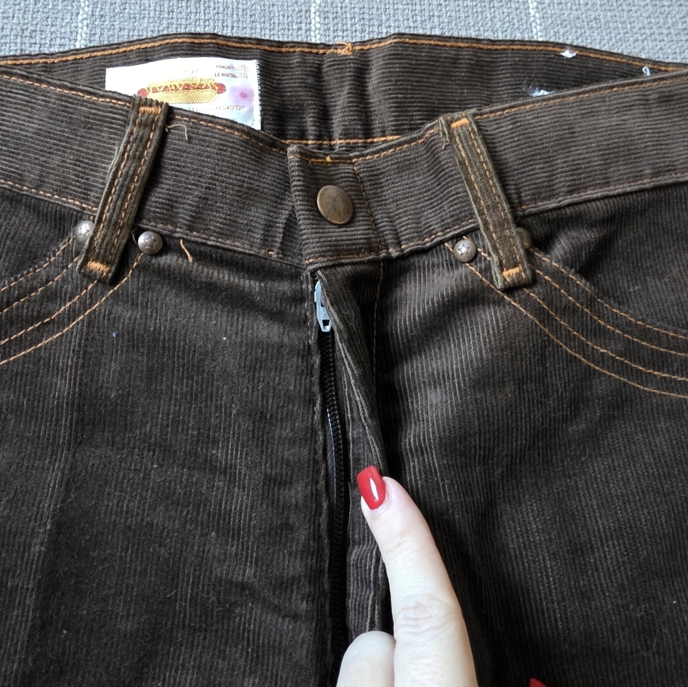 Vtg 70s Deadstock Hot Dogs Corduroy Flare Pants 28 x 34 - Picture 6 of 11